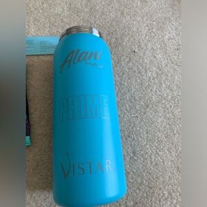 Owala 32 oz bottle brand new